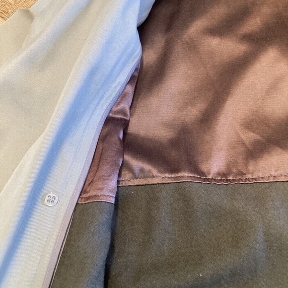 Executive Collection Men's Trench Coat, Removable Liner, Size 42L - Picture 6 of 9